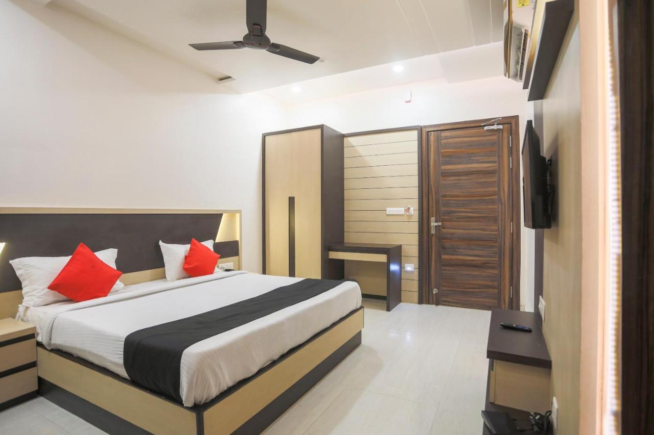 Capital O 69415 Green View Resort Alīgarh 外观 照片